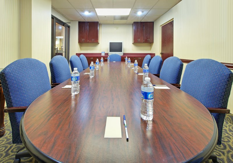 Holiday Inn Express SOUTHAVEN (MEMPHIS INTL ARPT) - Southaven, MS