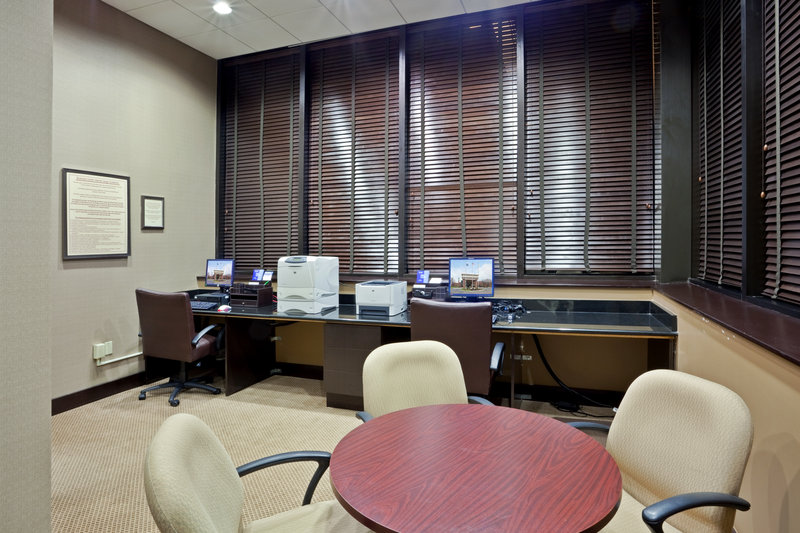 Holiday Inn OLATHE MEDICAL CENTER - Olathe, KS