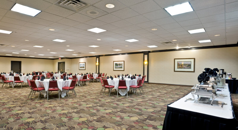 Holiday Inn OLATHE MEDICAL CENTER - Olathe, KS