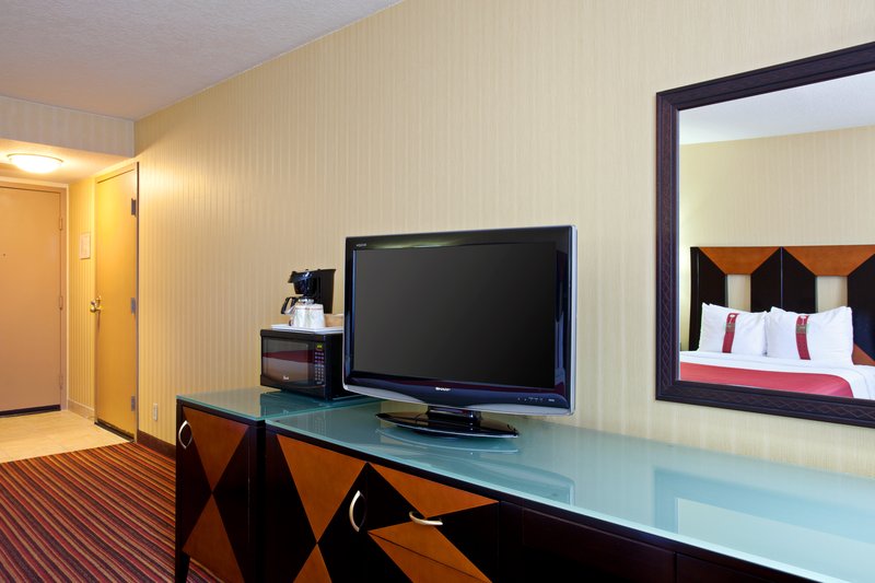 Holiday Inn Long Beach Downtown - Long Beach, CA