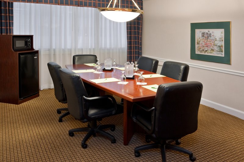 RESIDENCE INN - Westlake, OH