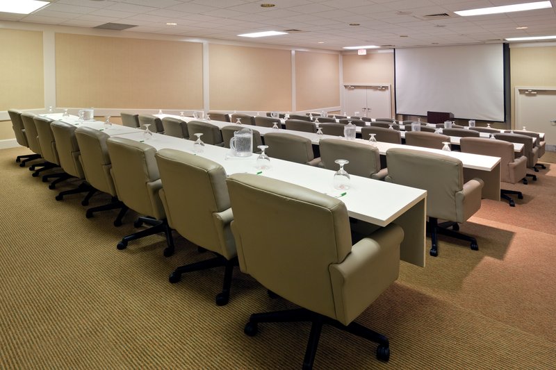 RESIDENCE INN - Westlake, OH