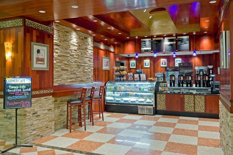Crowne Plaza Philadelphia-Cherry Hill - Cherry Hill, NJ
