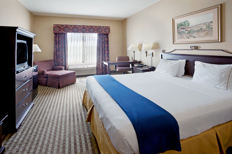 Holiday Inn Express - Marina, CA