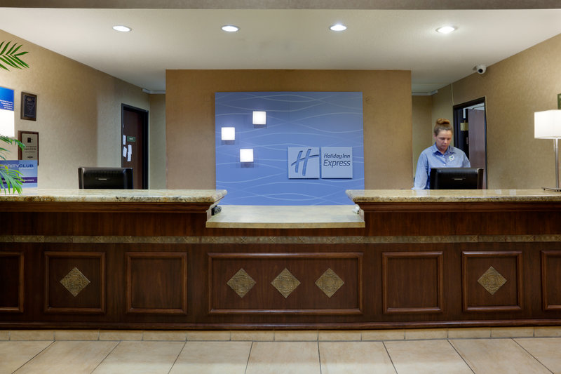 Holiday Inn Express - Marina, CA