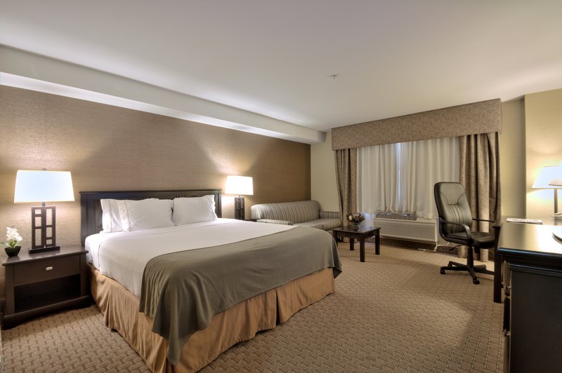 HOLIDAY INN EXPRESS-COSTA MESA - Costa Mesa, CA