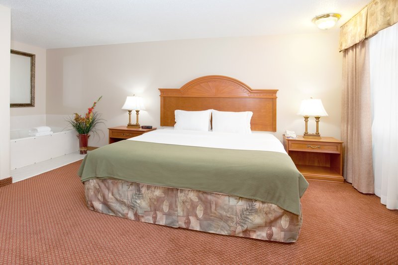 Holiday Inn Express - Alliance, NE
