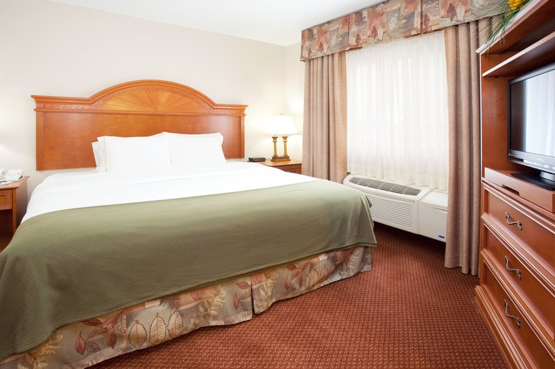 Holiday Inn Express - Alliance, NE