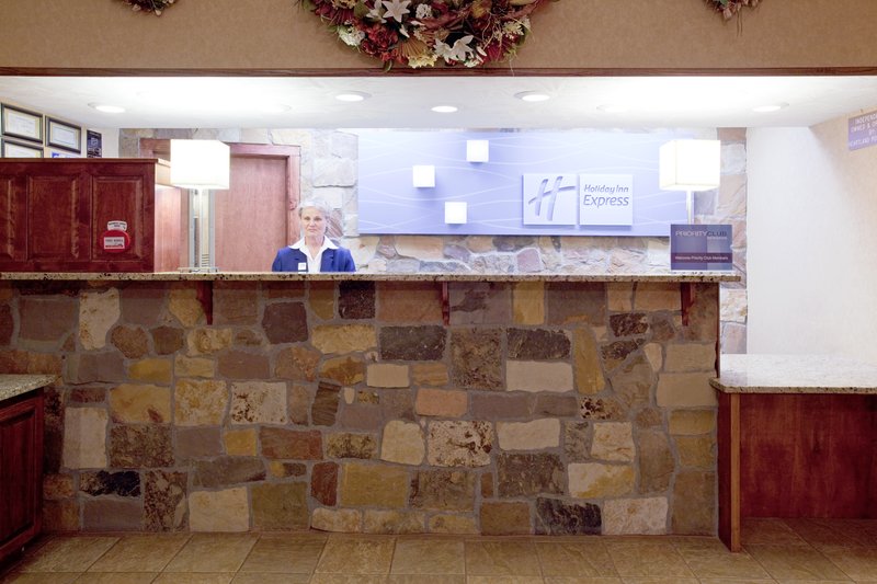 Holiday Inn Express - Alliance, NE