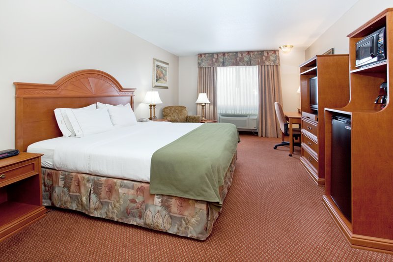 Holiday Inn Express - Alliance, NE