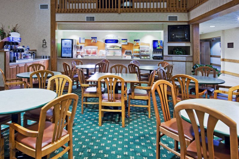 Country Inn & Suites By Radisson Mishawaka In - Mishawaka, IN