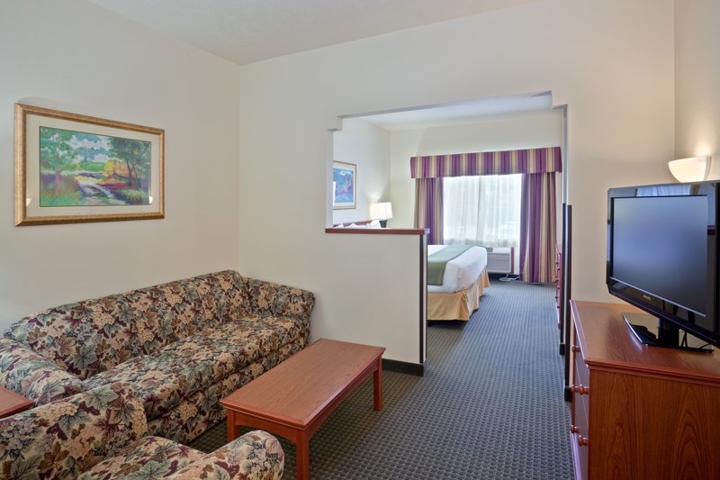 Holiday Inn Express & Suites ASHLAND - Ashland, OR