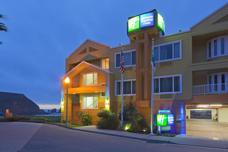 Holiday Inn Express & Suites PACIFICA - Pacifica, CA