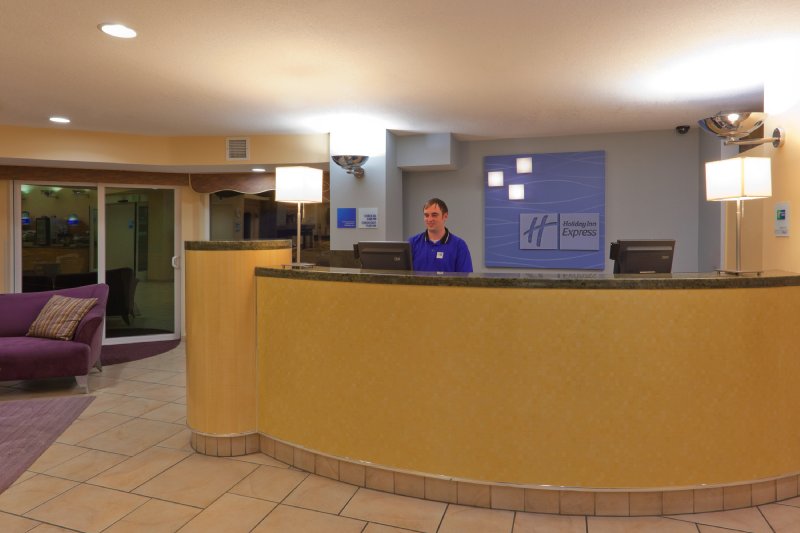 Holiday Inn Express & Suites PACIFICA - Pacifica, CA