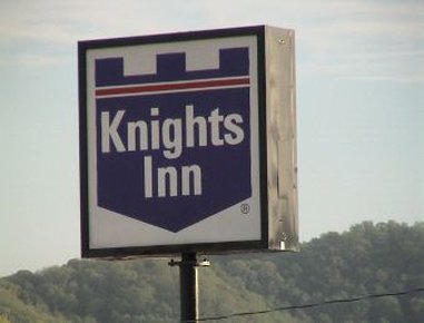 Knights Inn - Bristol, VA