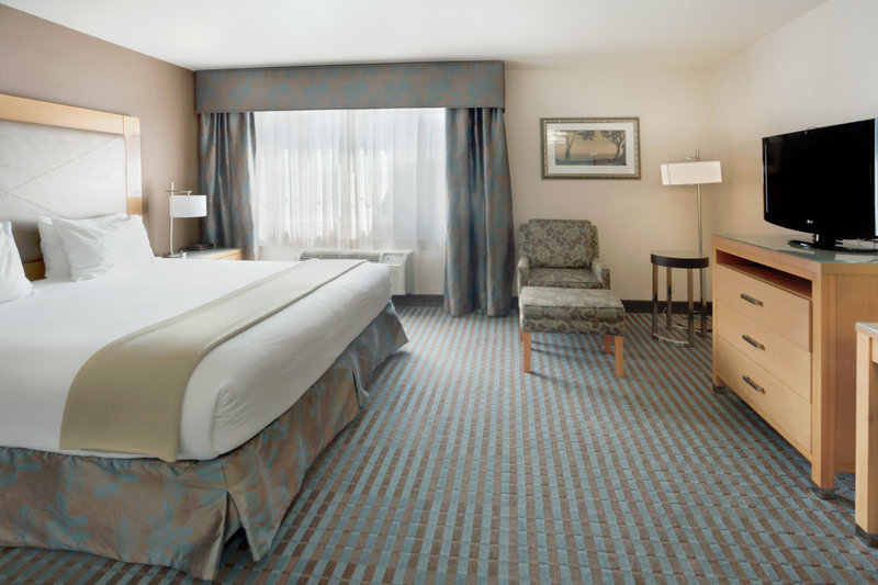 Holiday Inn Express-Monterey - Monterey, CA
