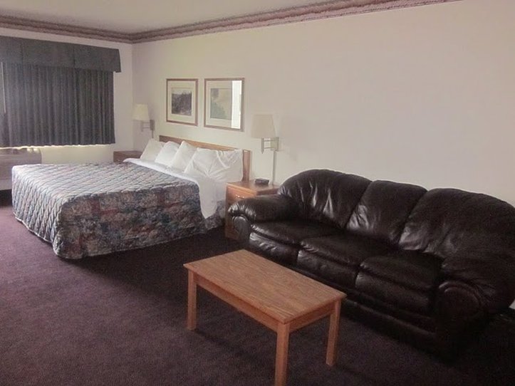 Americ Inn - Thorp, WI