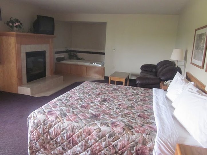 Americ Inn - Thorp, WI