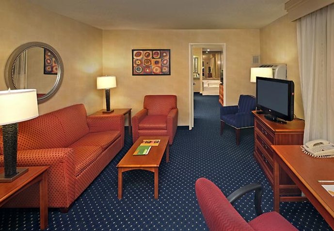Courtyard By Marriott Hartford Cromwell - Cromwell, CT