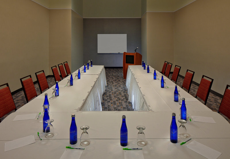 Courtyard By Marriott Hartford Cromwell - Cromwell, CT