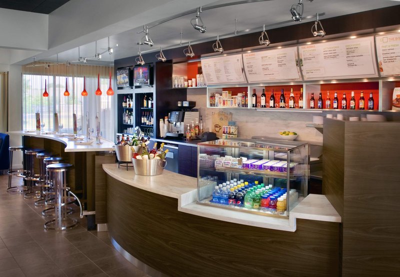 Courtyard By Marriott Poughkeepsie - Poughkeepsie, NY