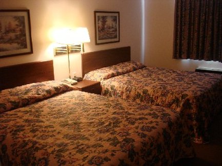 Skyline Hotel & Suites - Wisconsin Dells, WI