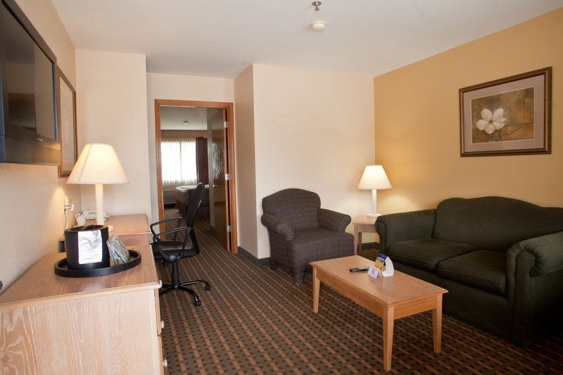 BEST WESTERN PLUS Edinburg Inn & Suites - Edinburg, TX