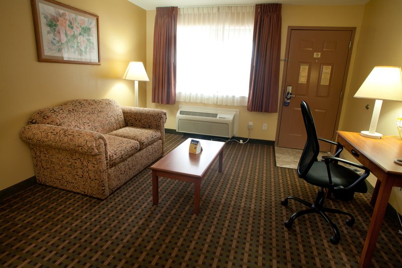 BEST WESTERN PLUS Edinburg Inn & Suites - Edinburg, TX