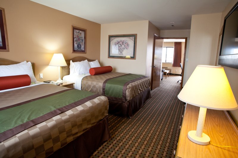 BEST WESTERN PLUS Edinburg Inn & Suites - Edinburg, TX