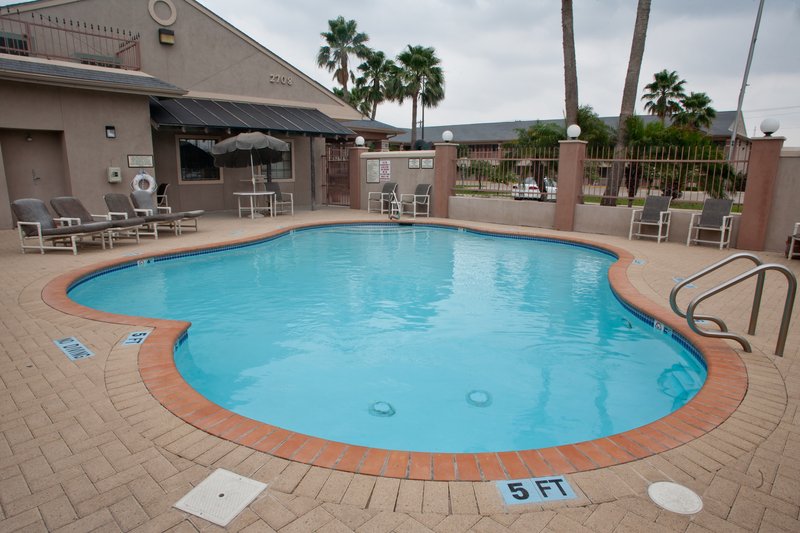 BEST WESTERN PLUS Edinburg Inn & Suites - Edinburg, TX