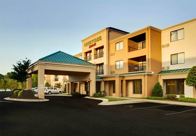 Courtyard By Marriott Greenville - Greenville, NC