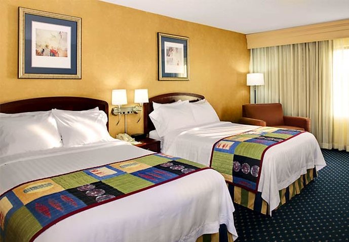 Courtyard By Marriott Greenville - Greenville, NC