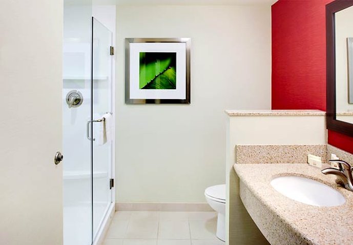 Courtyard By Marriott Greenville - Greenville, NC