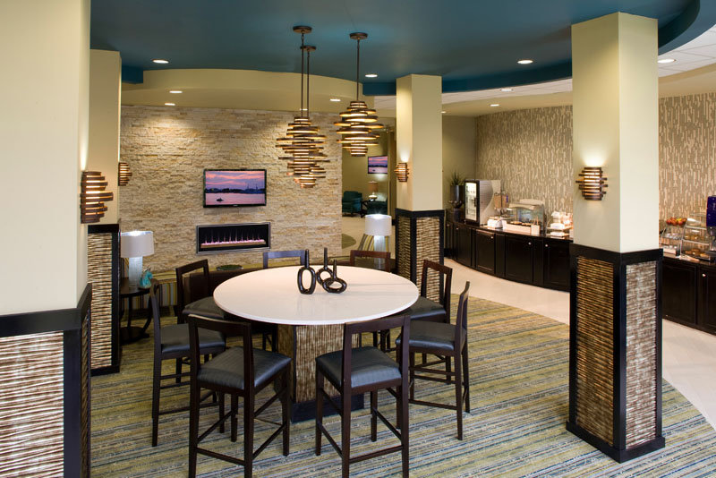 Holiday Inn Express & Suites WAYCROSS - Waycross, GA