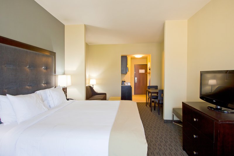 Holiday Inn Express & Suites WAYCROSS - Waycross, GA