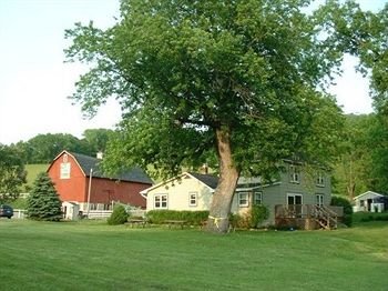 Rainbow Ridge Farms Bed-Bkfast - Onalaska, WI