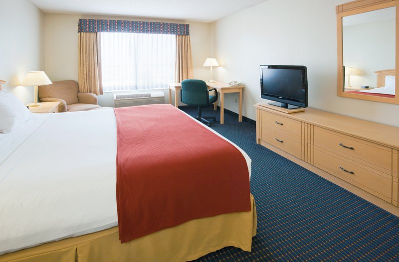 Holiday Inn Express & Suites SUPERIOR - Maple, WI