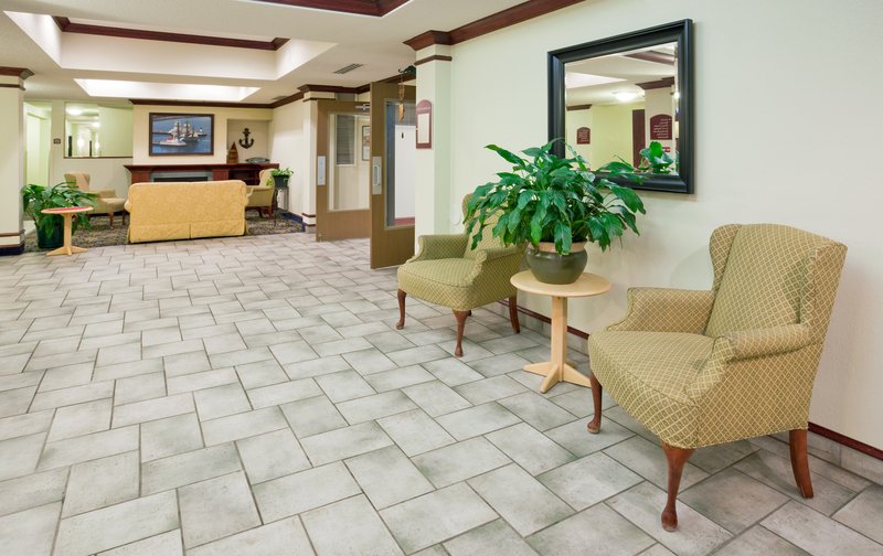 Holiday Inn Express & Suites SUPERIOR - Maple, WI