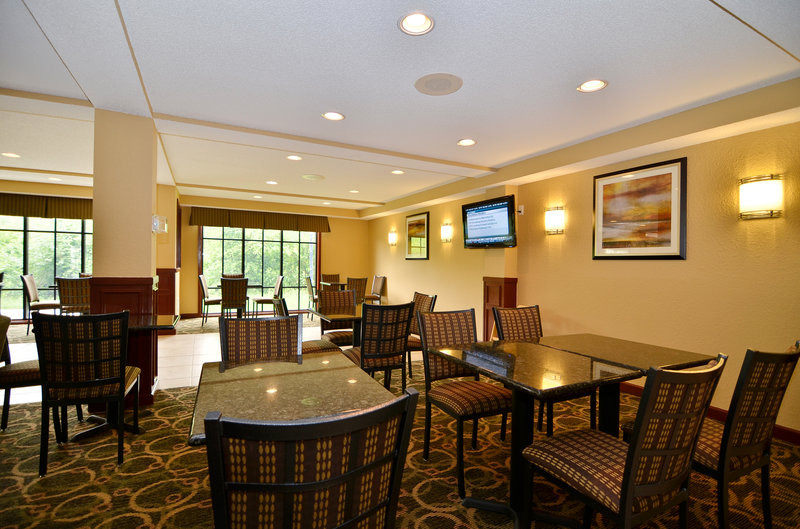 Best Western Plus - Anderson, IN
