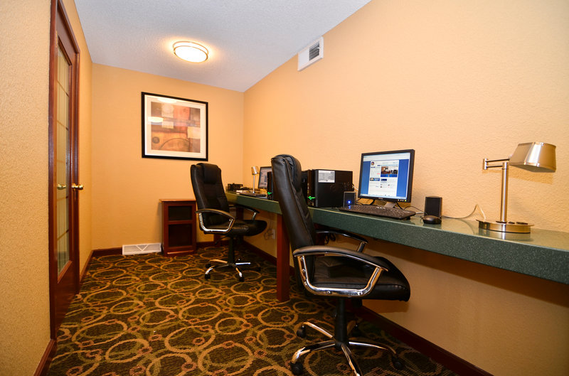 Best Western Plus - Anderson, IN