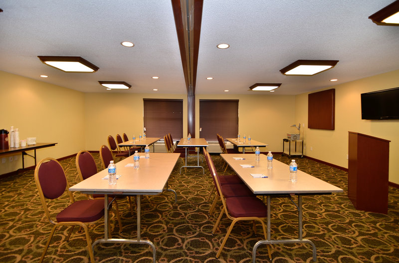 Best Western Plus - Anderson, IN