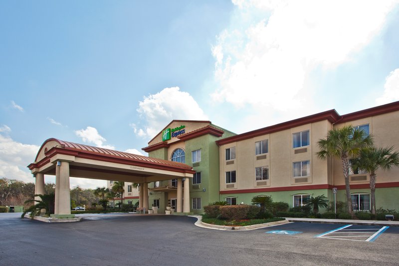 HOLIDAY INN EXPRESS-LIVE OAK - Live Oak, FL