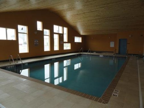 Canby Inn & Suites - Canby, MN