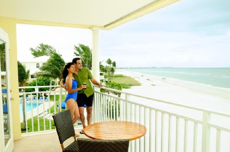 Neptune Inn Inc - Fort Myers Beach, FL