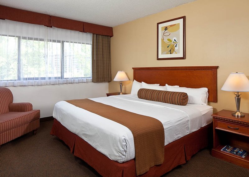 The Loyal Inn - Seattle, WA