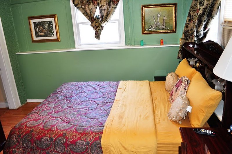 Eden Park Guest House - Takoma Park, MD