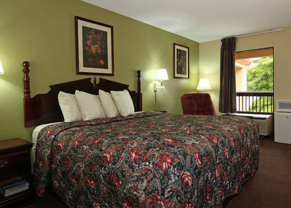 Country Hearth Inn Stockbridge - Stockbridge, GA