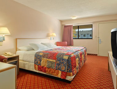 Days Inn - Leawood, KS