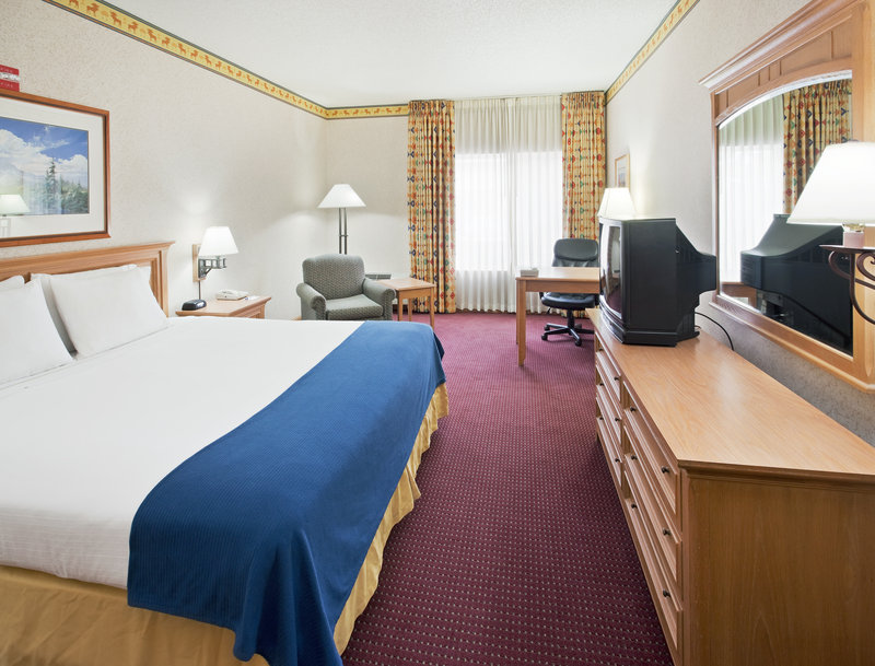 Holiday Inn Express Hotel & Suites ELKO - Elko, NV