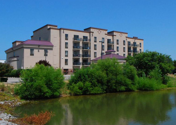Comfort Suites - Colonial Heights, VA